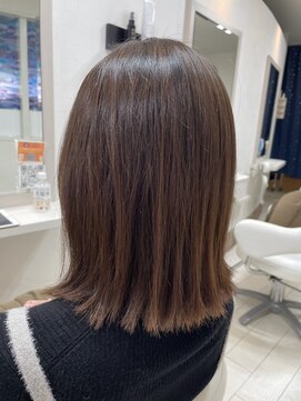 アミーベル(AMI a BELLE) 束感を出しやすい外ハネスタイル