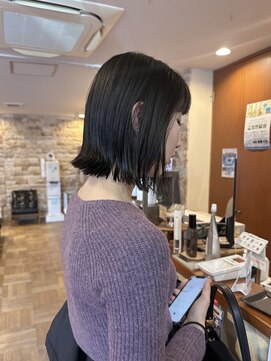 マッシュ アドベ 八戸ノ里(MASHU ADOBE) 黒髪ボブ