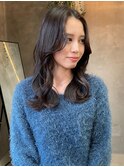 艶カラー　アッシュブラウン　艶カラー　前髪長め　センター分け