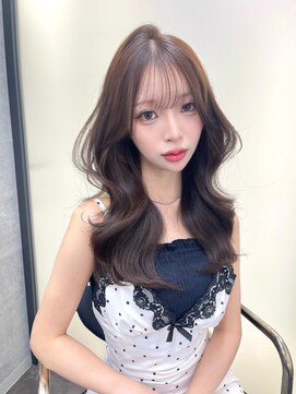 リリー(Lilley) ピンクブラウン×小顔レイヤー×韓国風巻き×髪質改善