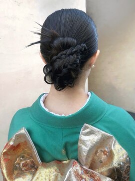 クム(kumu) 前髪カット/ヘアセット/レイヤーカット/韓国ヘア/透明感カラー