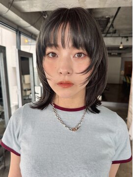 ノラジャーニー(NORA Journey) 【阿形】ミディアムレイヤーオリーブベージュハッシュカット