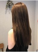 ツヤ髪まとまるストーレートAライン