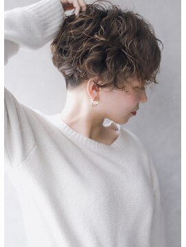 カライング(ing) 大人可愛いマッシュショートボブウルフカット◎30代40代50代60代