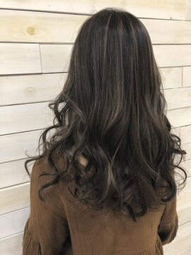 ラック 辻堂(LUCK) ハイライトベージュブラウン