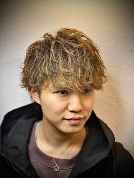 プレミアムバーバー 原宿店(PREMIUM BARBER produce by HIRO GINZA) ツーブロック×パーマ