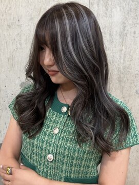 ヨロ 小岩(YOLO) ハイライトショートヘアダブルカラーイルミナカラーオージュア