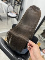 ダーツ(darts)&nbsp;darts_Ukyo/透け感olive beige.カラーエステでおしゃれな艶hair