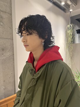 ミリ(milli Produce by ITAKURA) メンズウルフパーマ