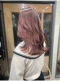 ピンクベージュ
