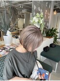 ミルクティーグレージュ