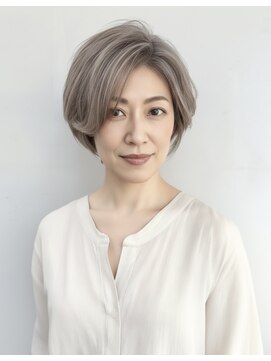 イロ(iro) 似合わせカット+白髪ボカシ+髪質改善