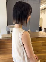 シロ(siro)&nbsp;【1.ショート×ブリーチ・ダブルカラー】メンズカットも人気◎