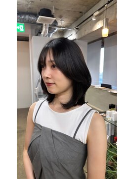 リラ バイ クオーレ(LIRA by CUORE) ～顔周りデザインカット～