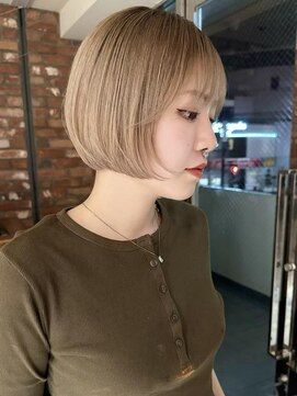 ボコカ(bococa) ショート丸みボブミルクティーベージュ