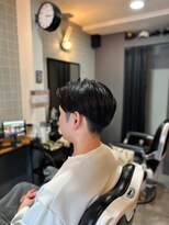 ザ ブライト バーバー(The BRIGHT BARBER)&nbsp;センターパートマッシュ×ニュアンスパーマ