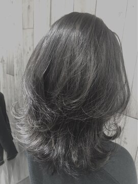 トムキャット(TOM CAT) 春夏濃いめハイライトグレージュ