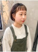 ミニボブボブインナーカラーパッツンオン眉ナチュラルぱっつん