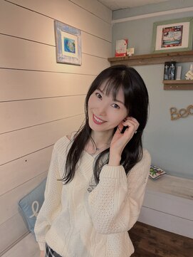 ピース トウキョウ(PEACE TOKYO) 艶のあるサラサラロングヘア