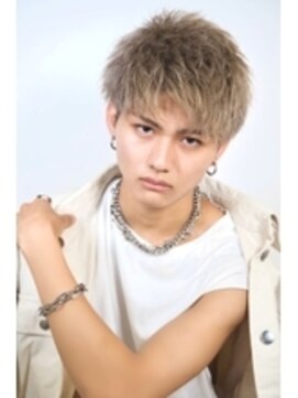 ゴールド 京都(GOALD) ハイトーンブリーチダブルカラー　ツーブロック　束感　メンズ