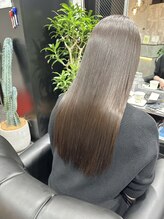 エミュ(emu) 髪質改善/極上艶髪トリートメント