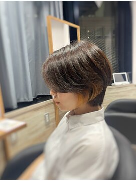 リーオオサカ(Lee Osaka) 【Lee大阪店】インナー×ショートボブ/新出