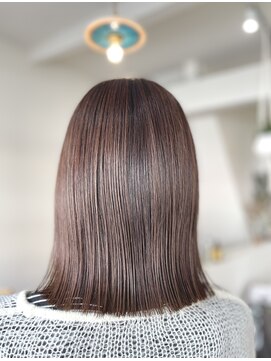 イトア(itoa) 切りっぱなしボブ