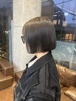 マザー(MOTHER)&nbsp;オリーブグレージュ/切りっぱなしbob