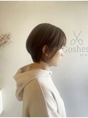 ショートボブ×ベージュ