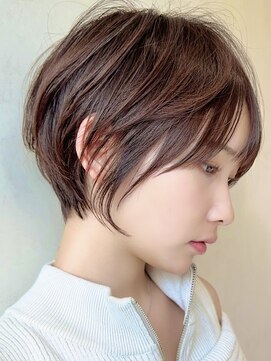 ヨリ トウキョウ(yori Tokyo) 似合わせカット30代40代50代ショートボブくびれレイヤーカット