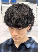 波巻きスパイラルマッシュ黒髪ツーブロックショートツーブロック