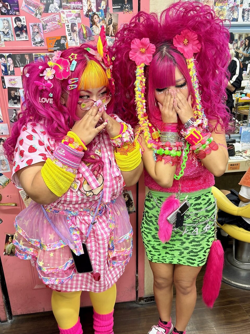 派手髪最高♪(^○^)『ド派手スジ爆盛りツインテール』：L259787991