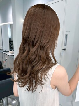 ジゼル 梅田(GiseL) ブリーチ ダブルカラー ハイライト ハイトーン 透明感 10代20代