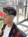 フロウ(flou) フェードスタイル、メンズハイライト、パーマ、大胆イメチェン◎