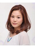小顔ミディアムラフウエーブ
