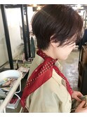 スカーフが似合うショート