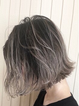 グランツ ヘアーデザイン(GLANZ HAIR DESIGN)の写真/「なりたいイメージが決まらない…」そんな方も大歓迎☆丁寧なカウンセリングを通してあなたの理想を形に◎