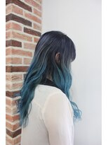 ジウ 上通り(JIU)&nbsp;黒髪暗髪ゆるふわ寒色系カラーグラデーション×ターコイズブルー