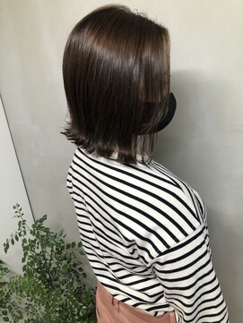 ジーナ 梅田(Zina) 大人ボブ_セシルカットココアブラウンフリンジウェーブ03