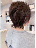 キャアリー(Caary)&nbsp;福山市美容院　人気キャアリー　大人外ハネウルフショートCaary