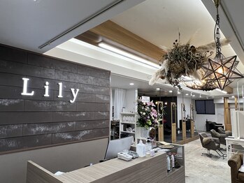 hair design *Lily* 松江店【ヘアーデザイン　リリィ】 