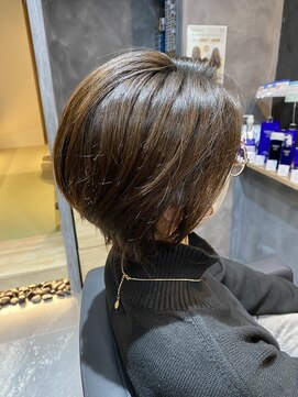 ヨシノ(YOSHINO) 似合わせショートスタイル