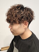 ニアウ 伊勢崎連取店(Niau)&nbsp;刈り上げショートマッシュ波巻きツイストスパイラルパーマ