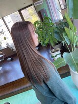 ビアージュ(Viage)&nbsp;:ロングヘア　:ベージュカラー　:グレーベージュ