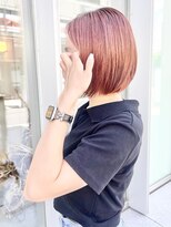 カケル(×.)&nbsp;センターパートボブ/ハイトーンボブ