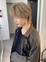 ユーフォリア 渋谷グランデ(Euphoria SHIBUYA GRANDE) ミニウルフ ミルクティベージュ くすみベージュ MOMO