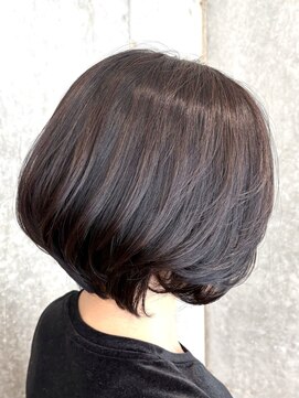 アヤラグランスパ 船橋店(AyaLA GRAN SPA) 【大須賀晴江】前下がりボブ［髪質改善］