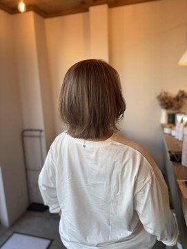 シーソー(SEA SAW) ボブレイヤー/白髪ぼかしのハイライト