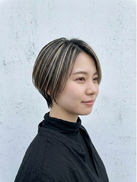 ブロッサム 東中野店 30代40代◎白髪ぼかしハイライト×大人ショート