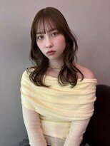 ウクク(UCUCU)&nbsp;春のオリーブカラー